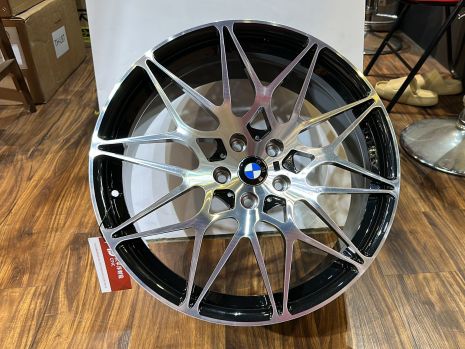 https://www.mycarforum.com/uploads/sgcarstore/data/4/4_1700462810_1Custom Forged T6061 19inch $450.jpg